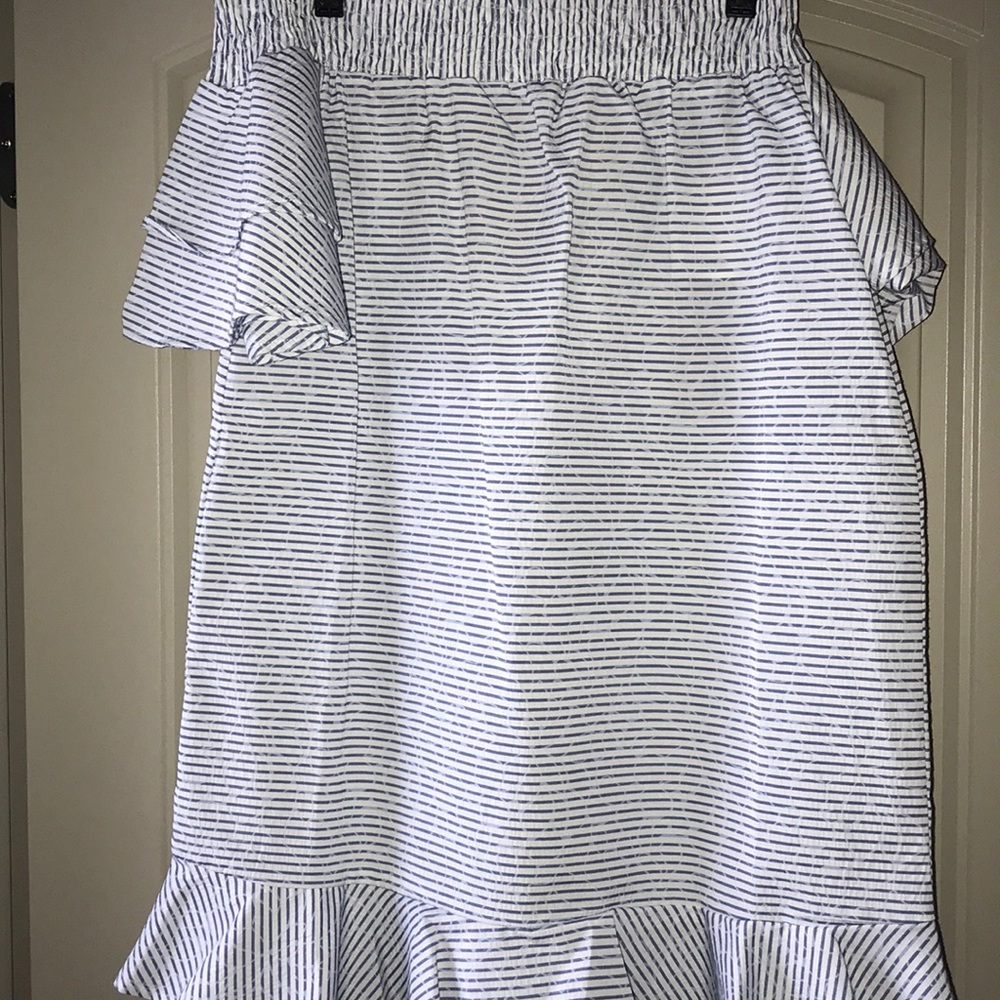 NWT off the shoulder seersucker dress